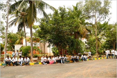 R. P. College Of Pharmacy