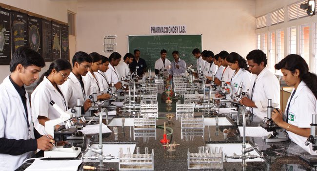 R. P. College Of Pharmacy